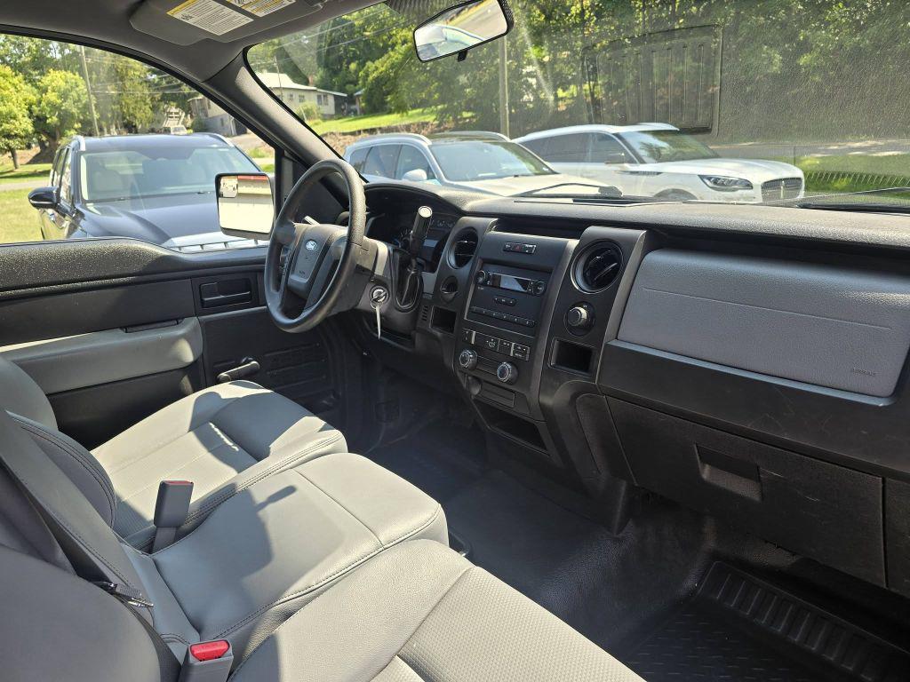 2014 Ford F-150 - $12,900