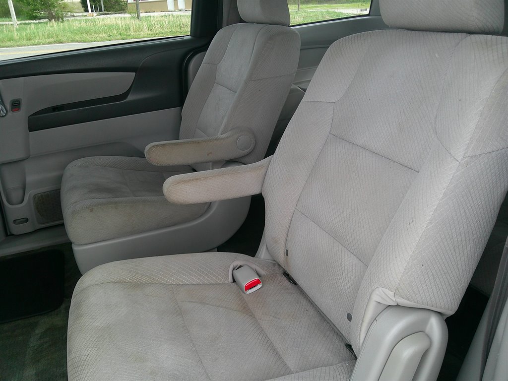 2015 Honda Odyssey LX photo