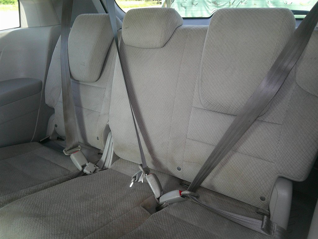 2014 Honda Odyssey - $12,995