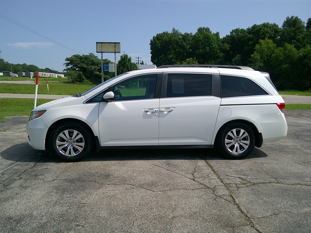 2014 Honda Odyssey - $14,995