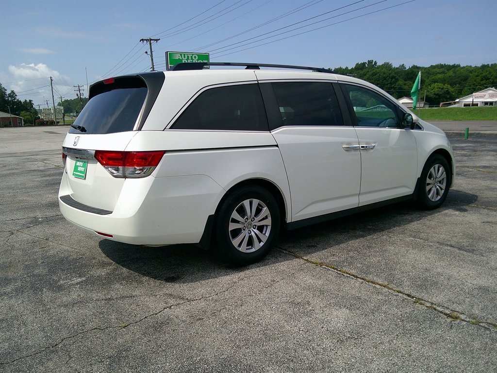 2014 Honda Odyssey - $14,995