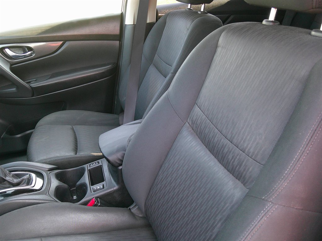 2020 Nissan Rogue - $14,995