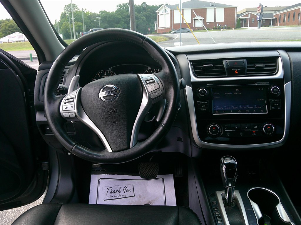 2018 Nissan Altima - $14,995