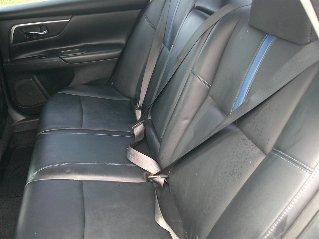 2018 Nissan Altima - $14,995