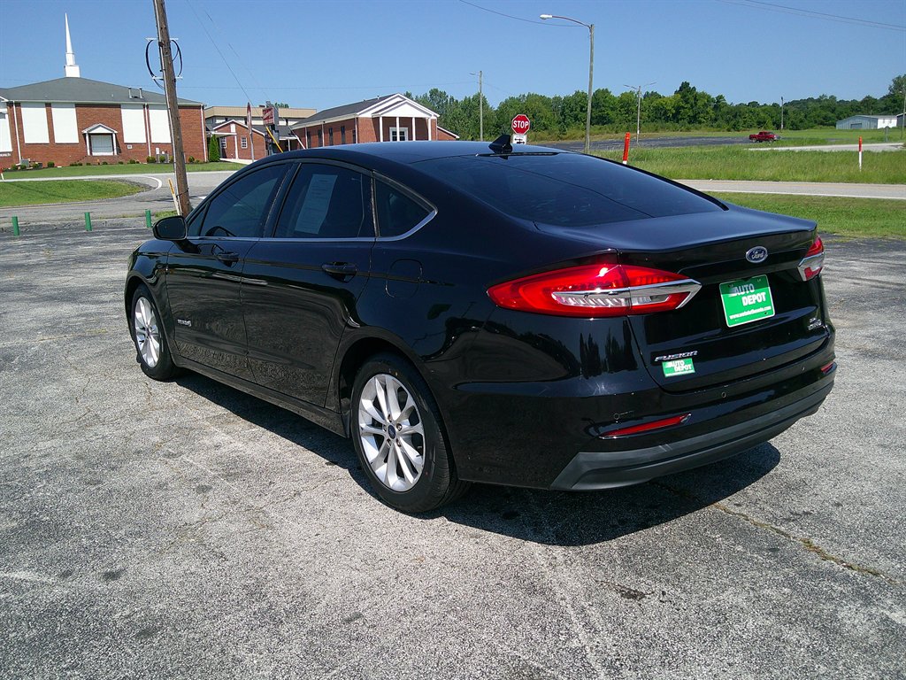 2019 Ford Fusion - $14,995