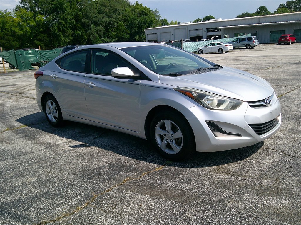 2014 Hyundai Elantra - $13,995
