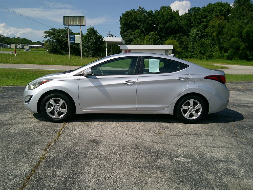 2014 Hyundai Elantra - $13,995
