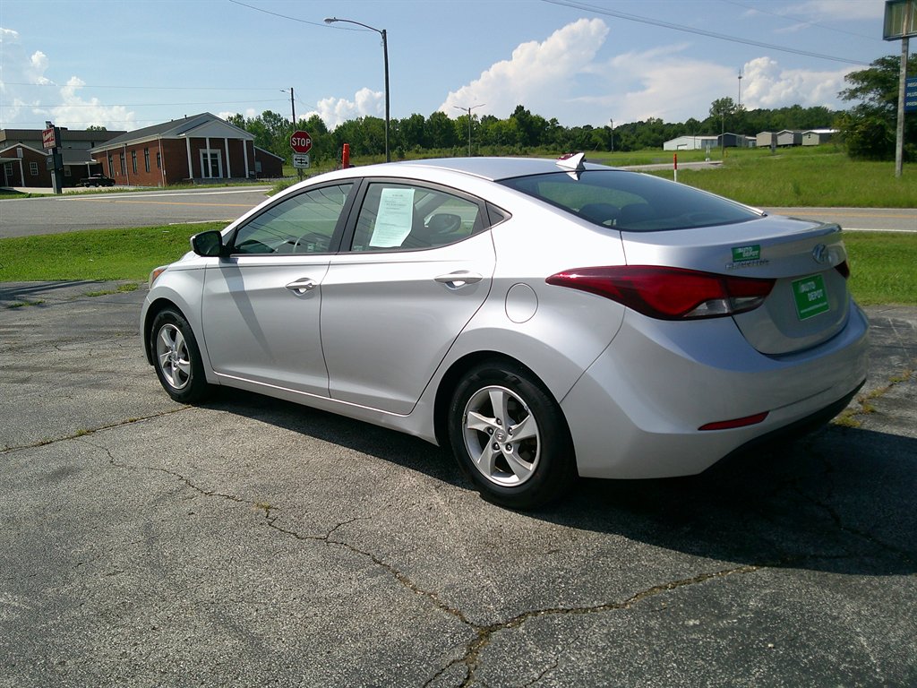 2014 Hyundai Elantra - $13,995
