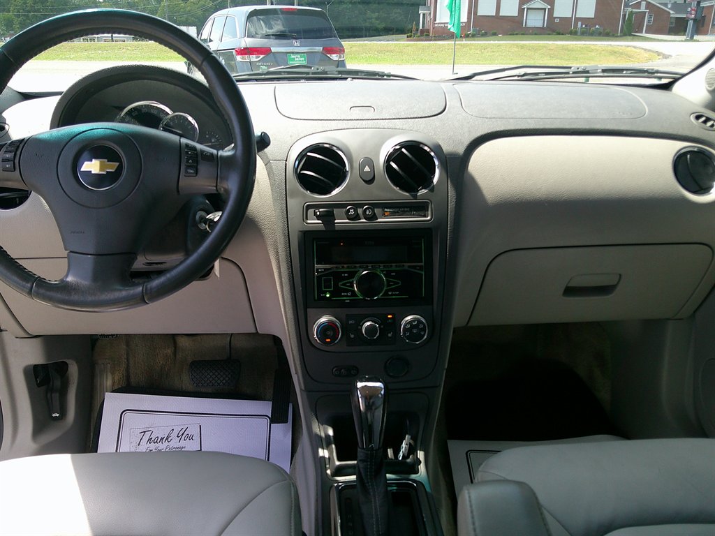 2011 Chevrolet HHR - $10,995