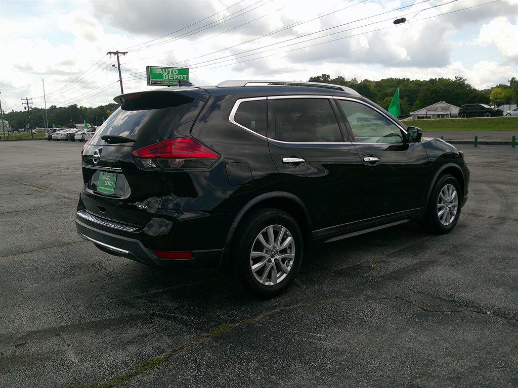 2017 Nissan Rogue - $14,995