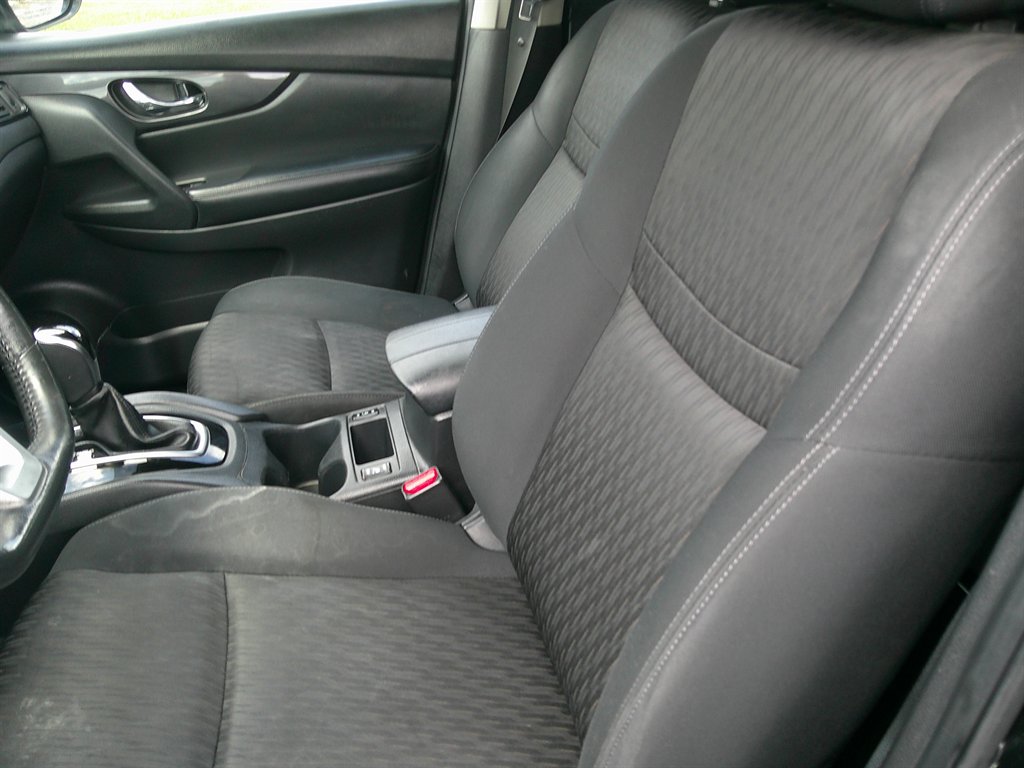 2017 Nissan Rogue - $14,995