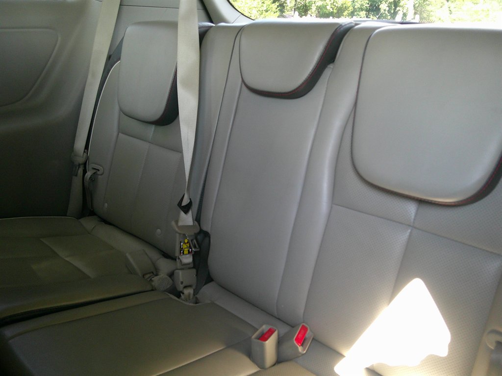 2017 Kia Sedona - $14,995