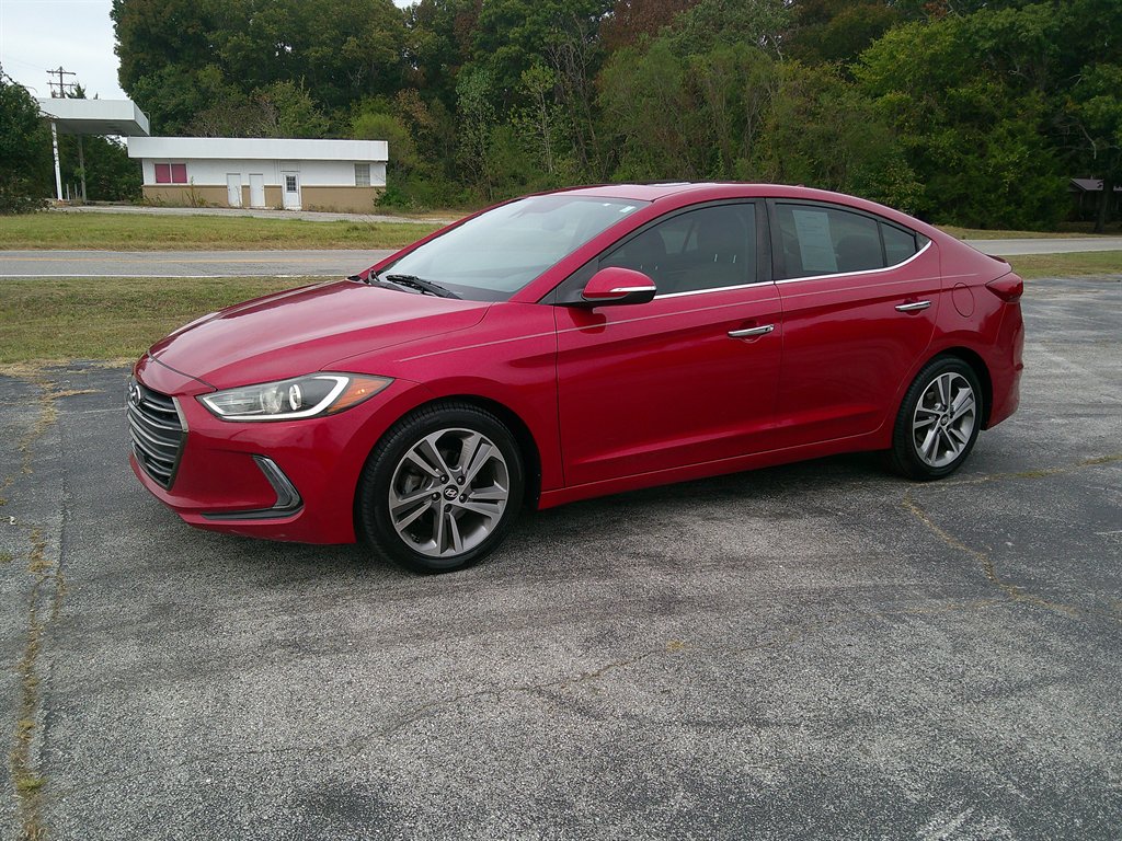 2017 Hyundai Elantra - $14,995