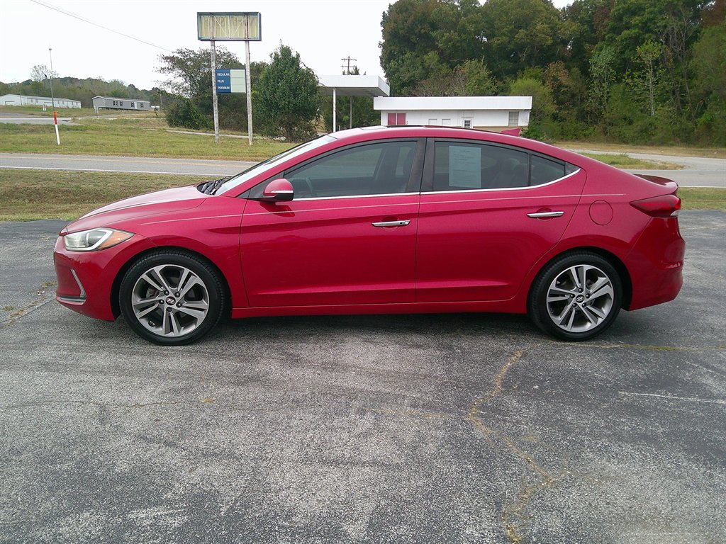 2017 Hyundai Elantra - $14,995