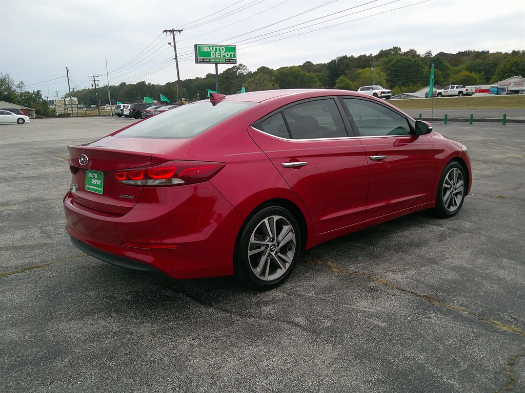 2017 Hyundai Elantra - $14,995