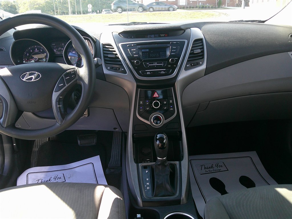 2016 Hyundai Elantra - $11,995