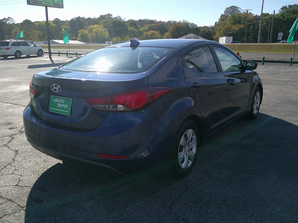 2016 Hyundai Elantra - $11,995
