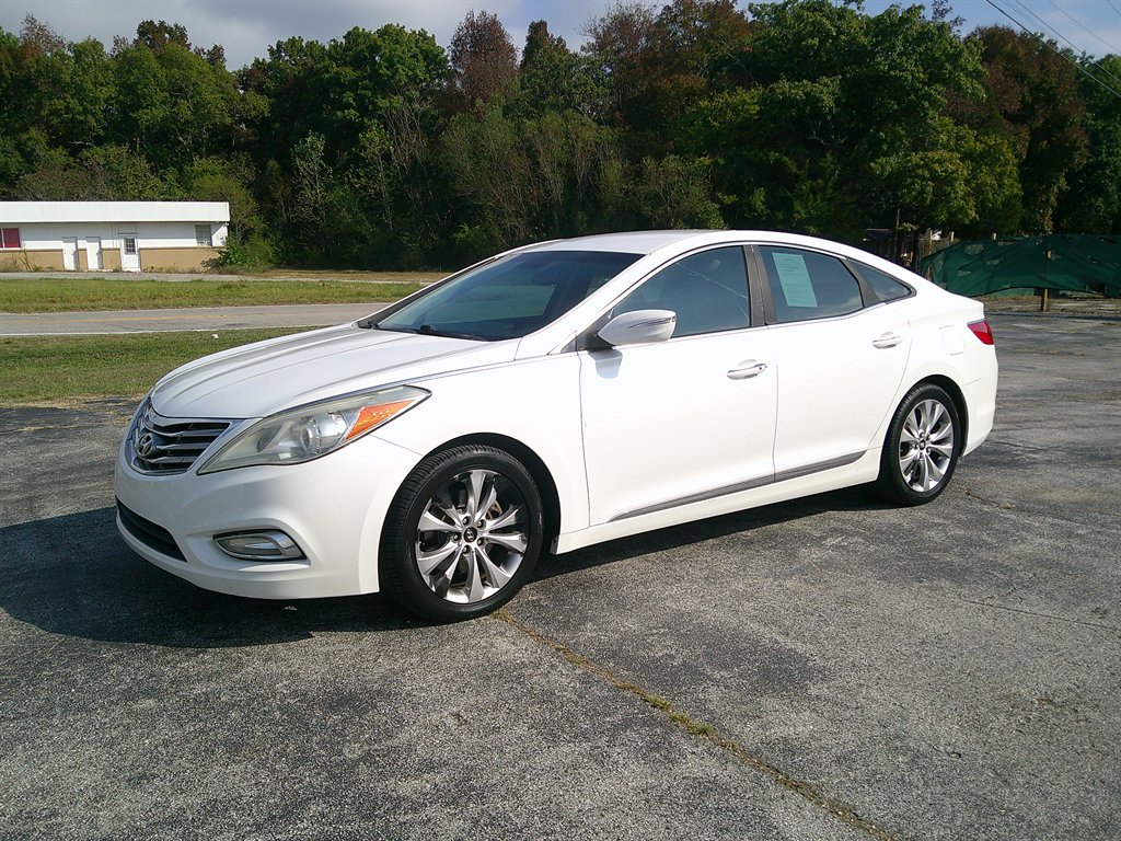 2013 Hyundai Azera - $13,995