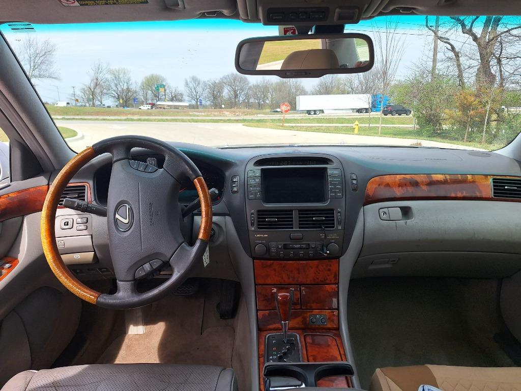 2003 Lexus LS 430 photo