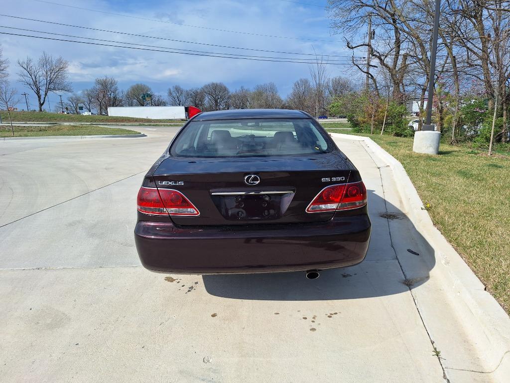2005 Lexus ES 330 photo