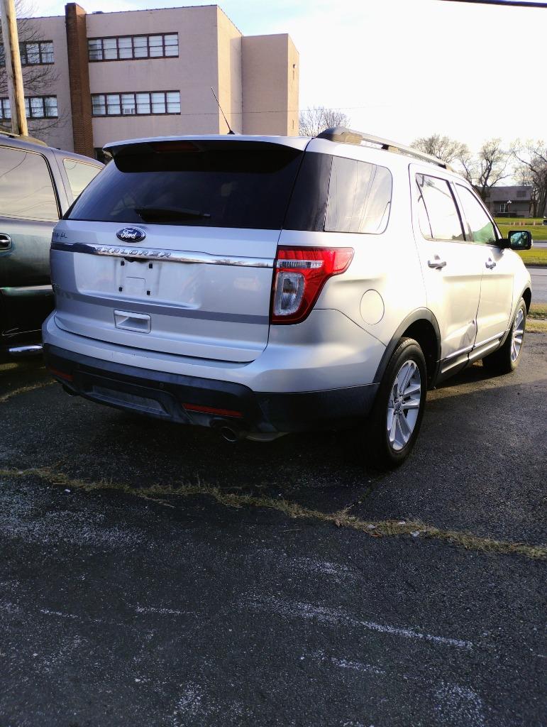 2012 Ford Explorer XLT photo