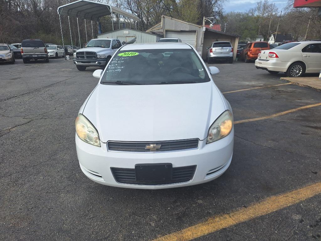 2010 Chevrolet Impala LS photo
