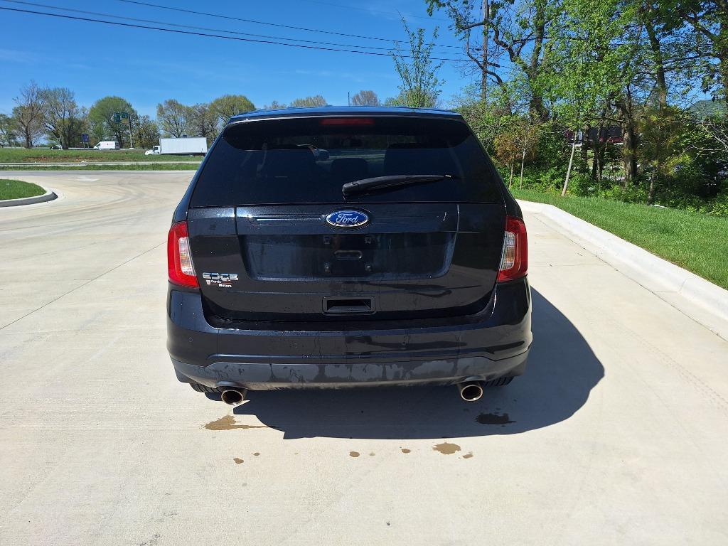 2014 Ford Edge SE photo