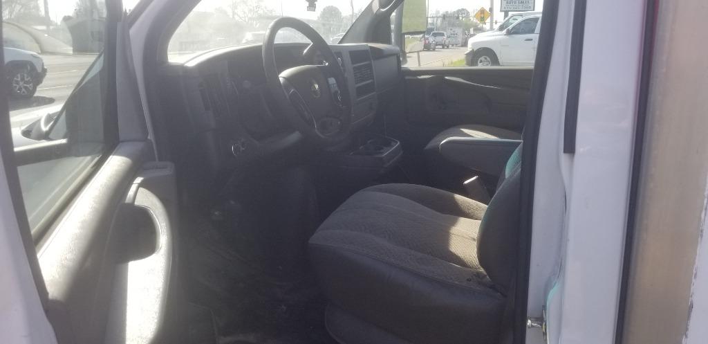 2014 Chevrolet Express 3500 3500 photo