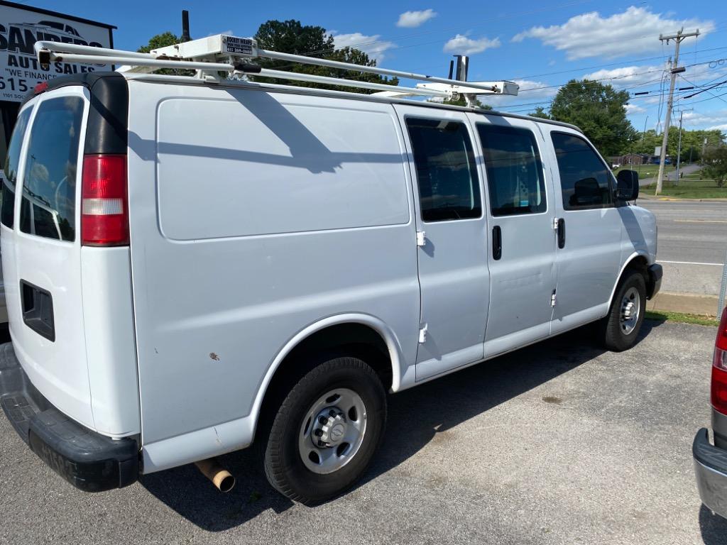 2015 Chevrolet G2500 Vans Express photo