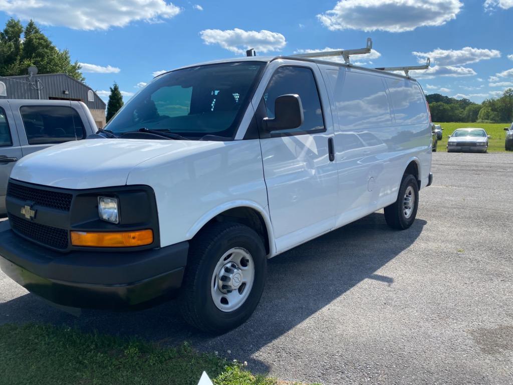 2015 Chevrolet G2500 Vans Express photo