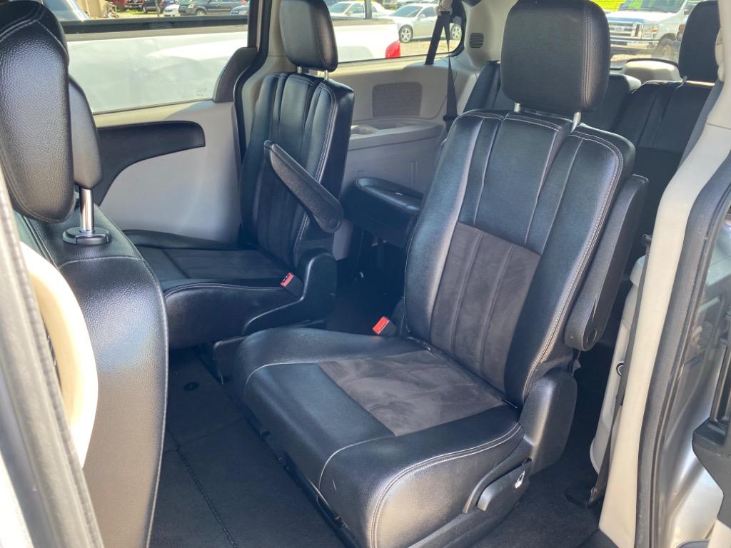 2019 Dodge Grand Caravan SXT photo