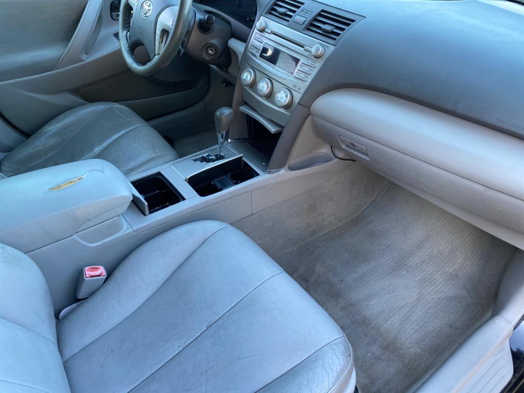 2011 Toyota Camry photo