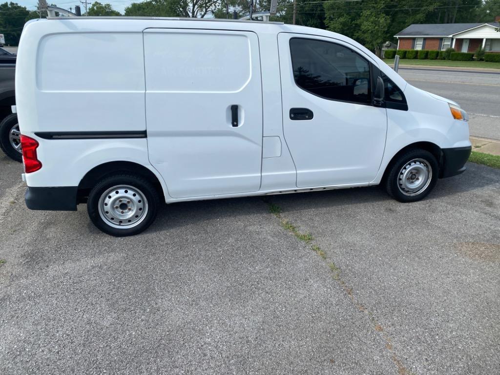 2015 Chevrolet Express - $4,995
