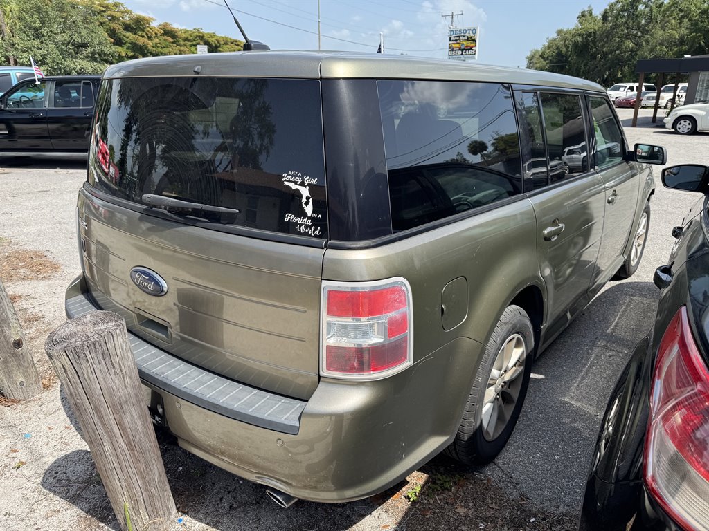 2013 Ford Flex - $6,995