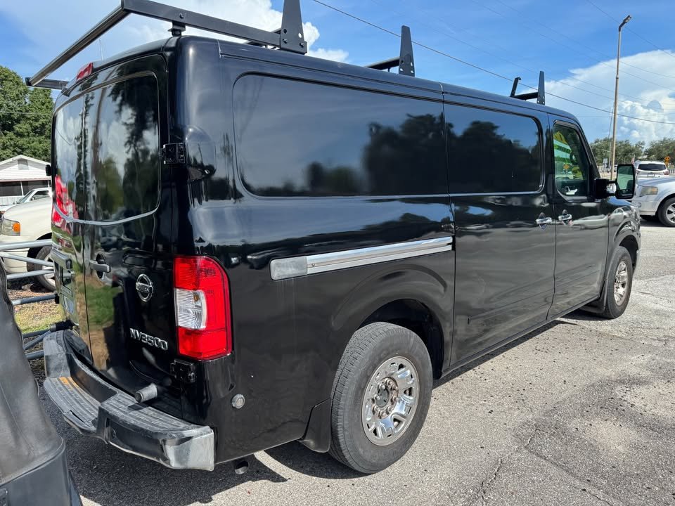 2017 Nissan Nv