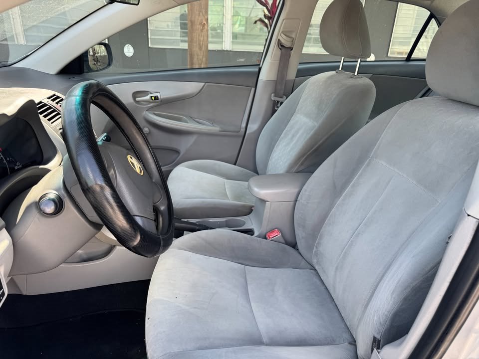 2009 Toyota Corolla - $7,995