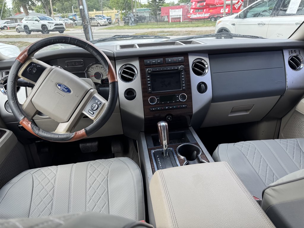 2010 Ford Expedition - $6,995