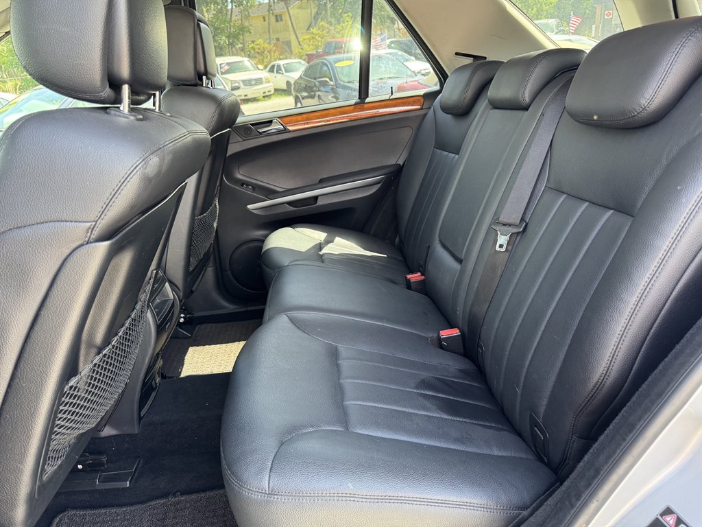 2007 Mercedes-Benz M Class - $8,995