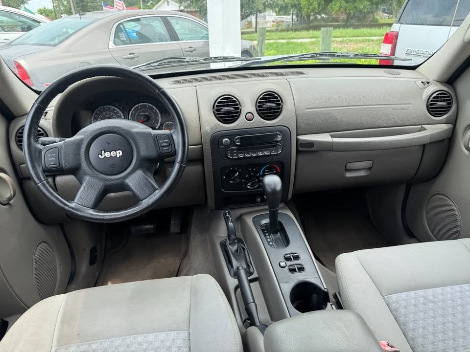 2005 Jeep Liberty - $5,995