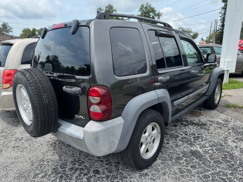 2005 Jeep Liberty - $5,995
