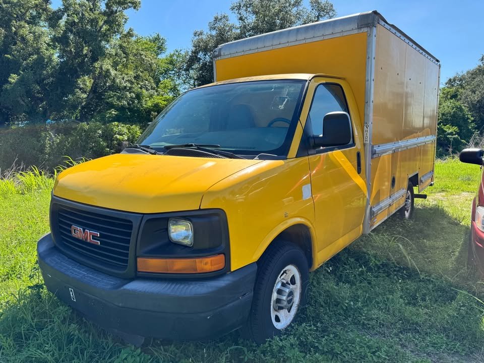 2011 GMC Savana