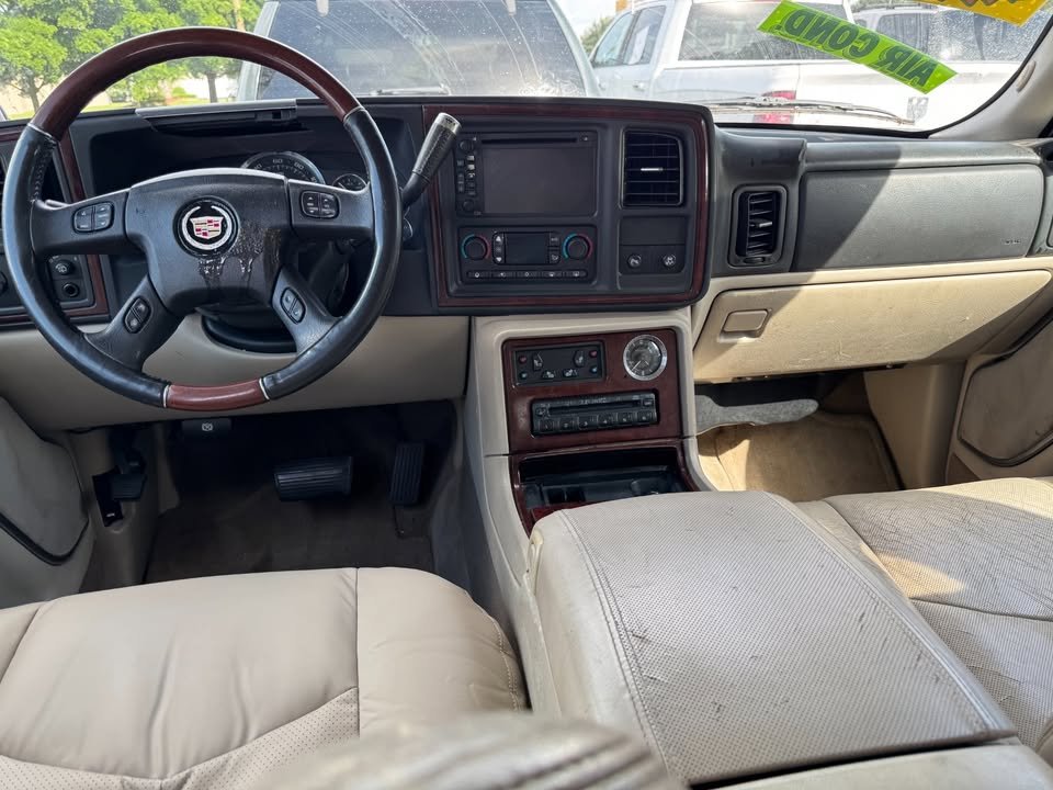 2005 Cadillac Escalade - $5,995