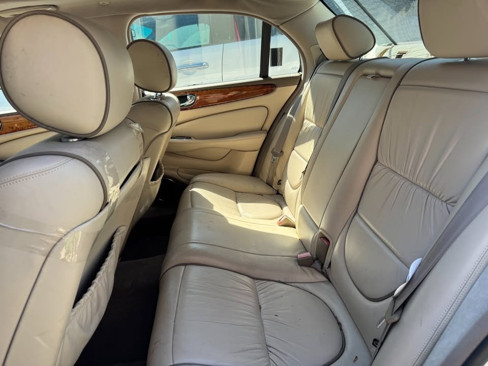 2004 Jaguar Vanden Plas