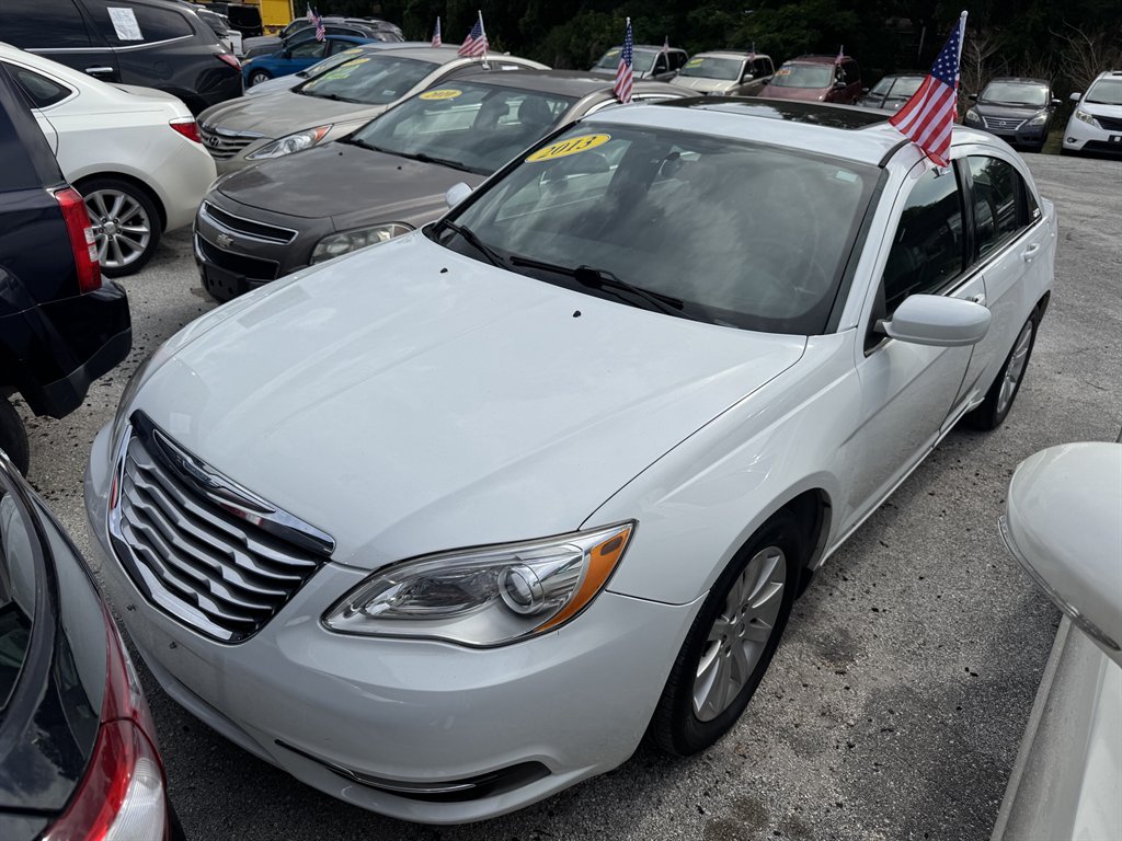 2013 Chrysler 200