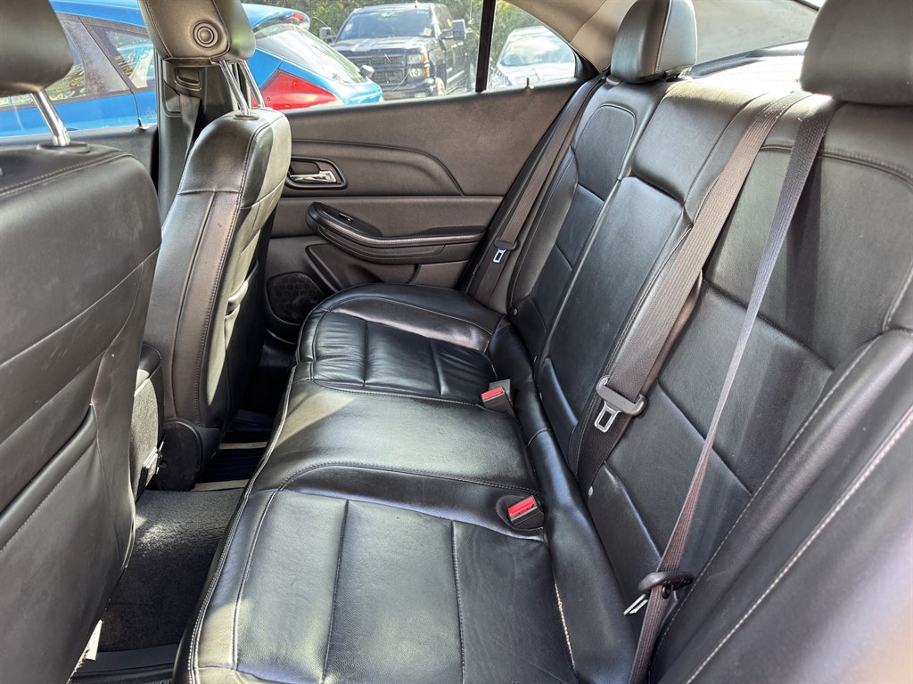 2015 Chevrolet Malibu - $7,995