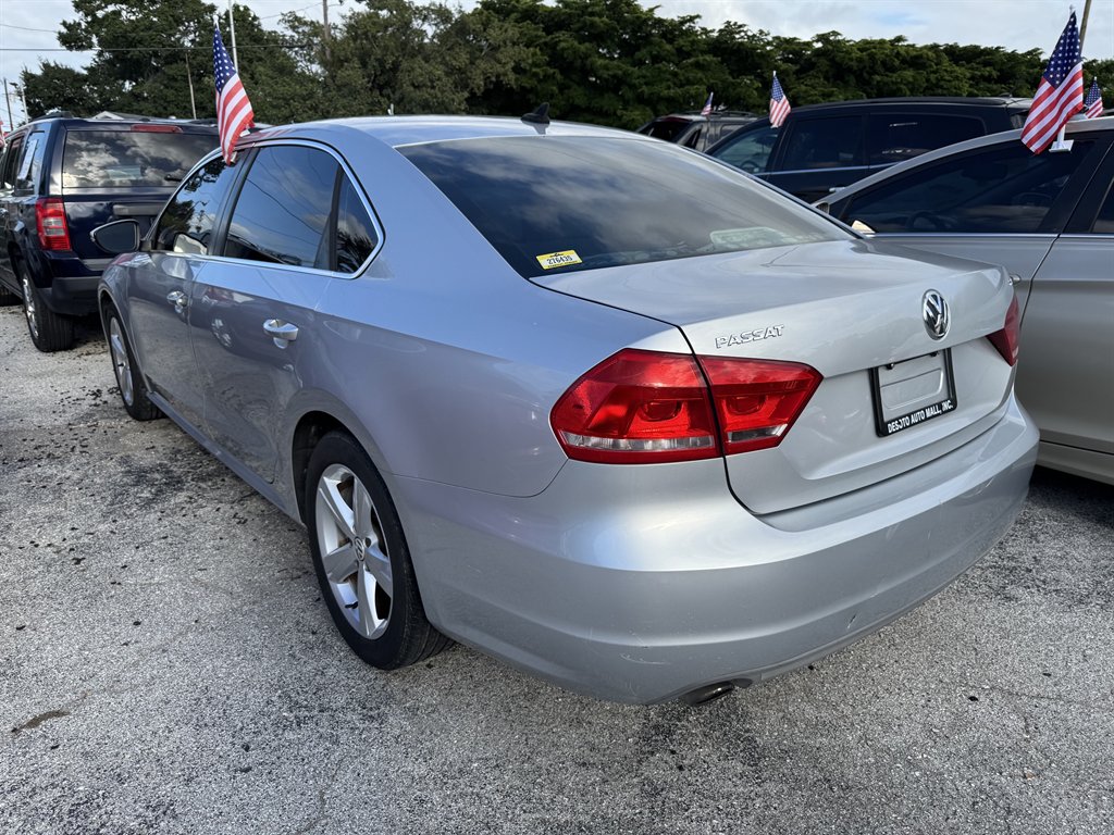 2012 Volkswagen Passat - $6,995