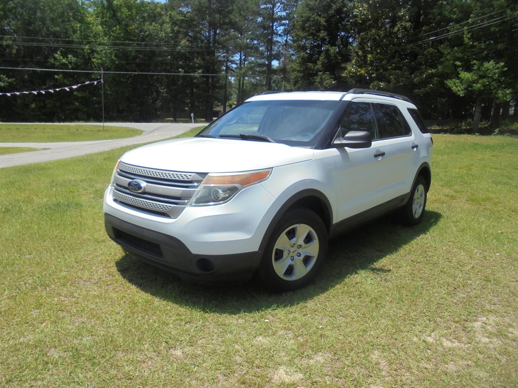 2014 Ford Explorer photo