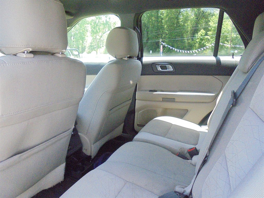 2014 Ford Explorer photo