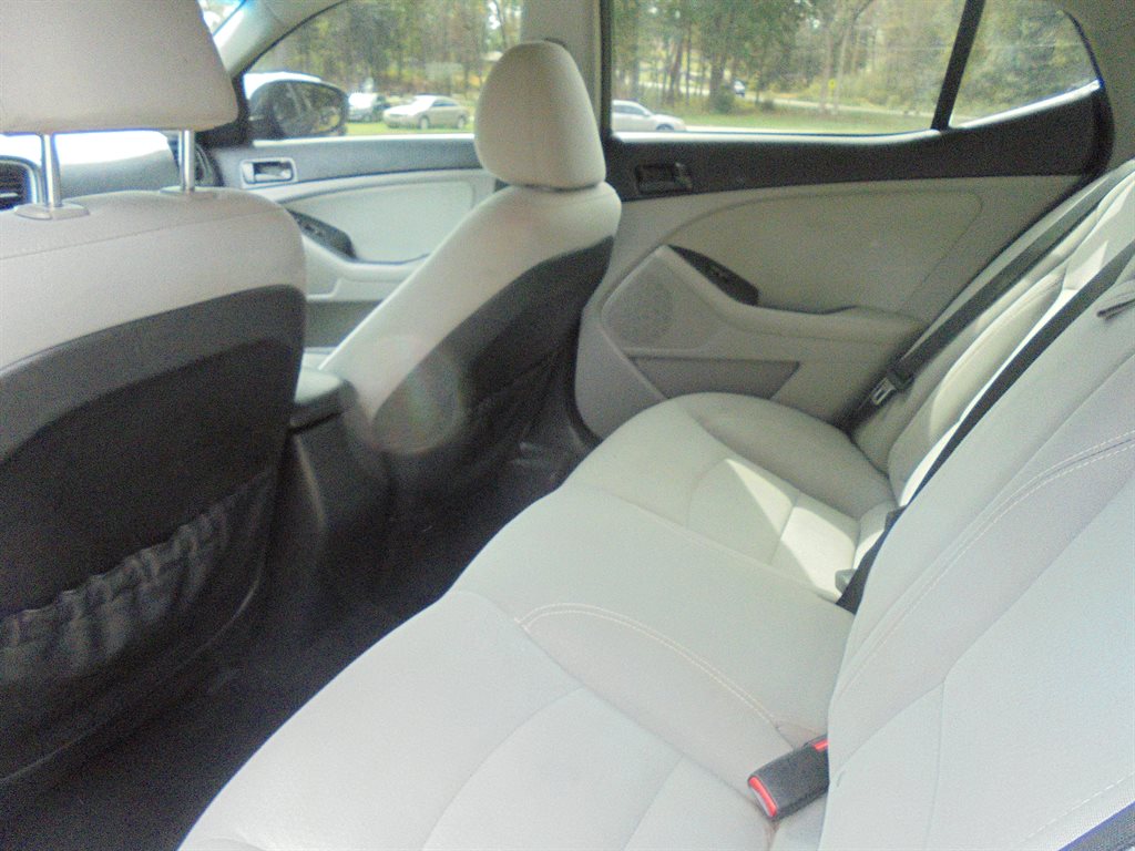 2015 Kia Optima - $7,995