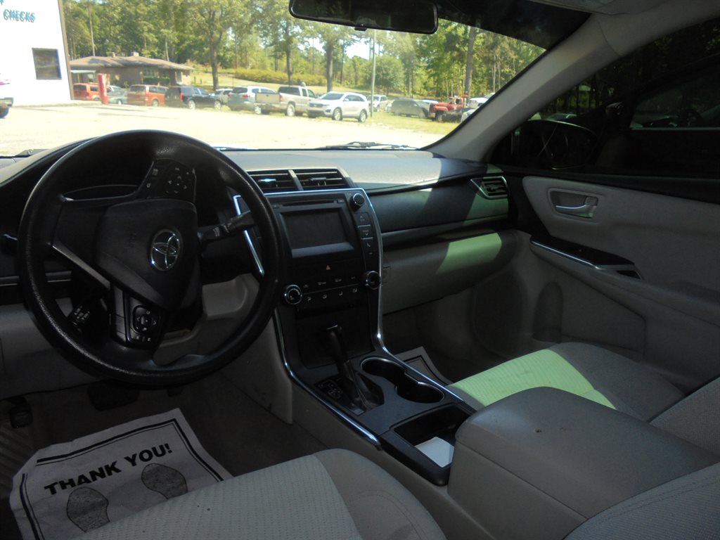 2016 Toyota Camry - $12,995